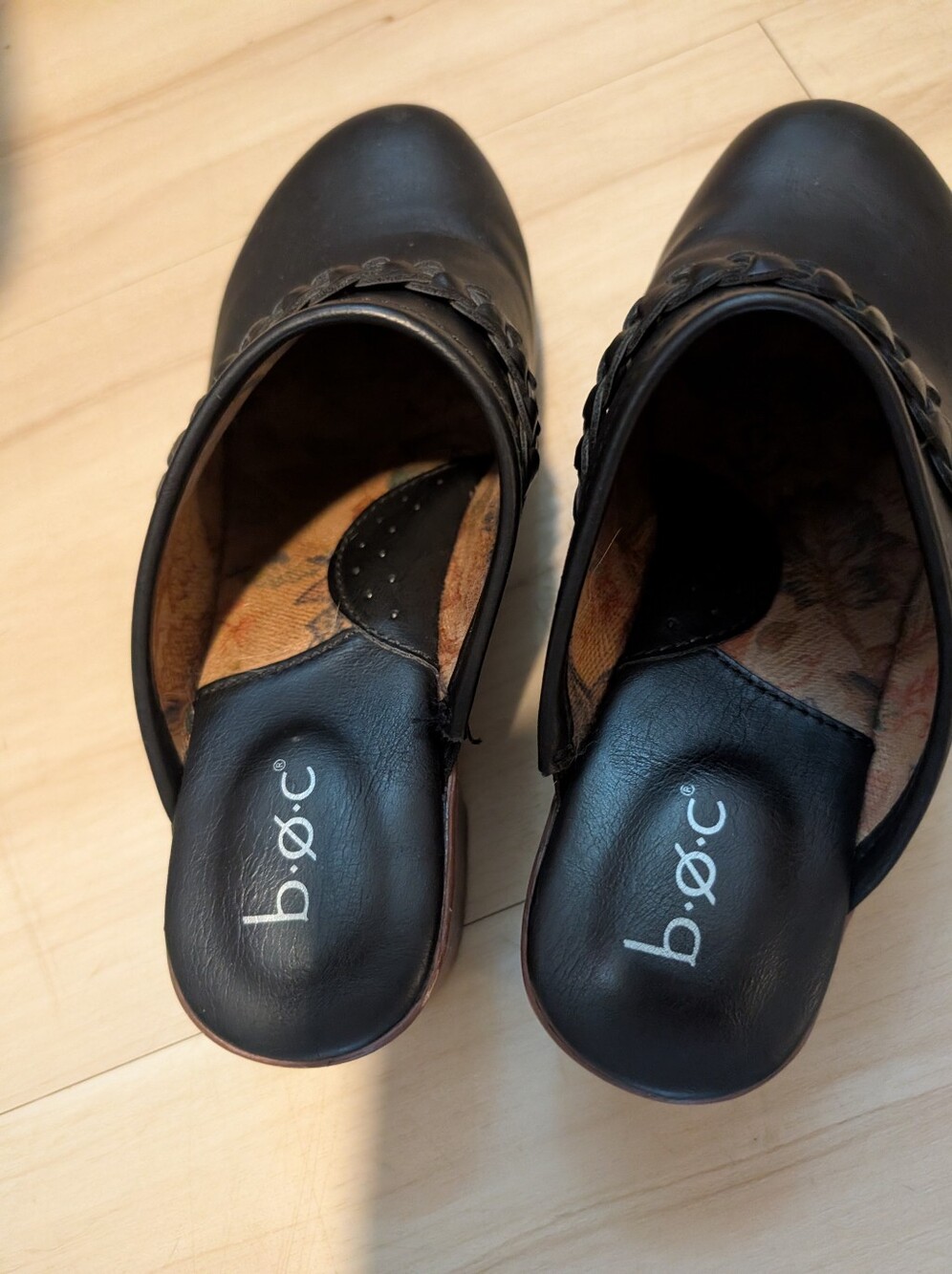 Boc By Born Women's Journi Black Leather Boho Cottage Clog Shoes - Picture 3 of 6